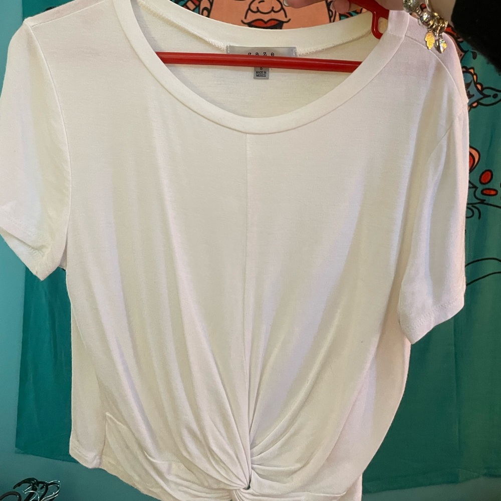 2 CROP TOP T-SHIRTS